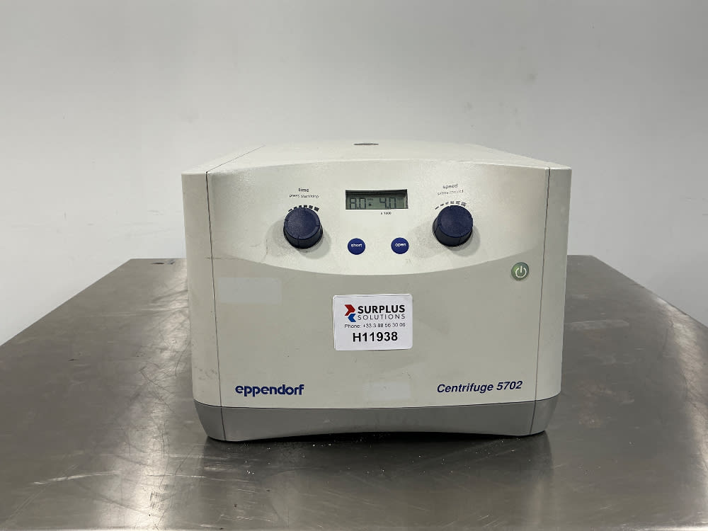 Eppendorf 5702 Centrifuge