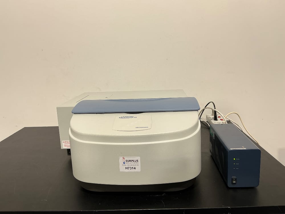 Secomam Uvikon XS Spectrophotometer
