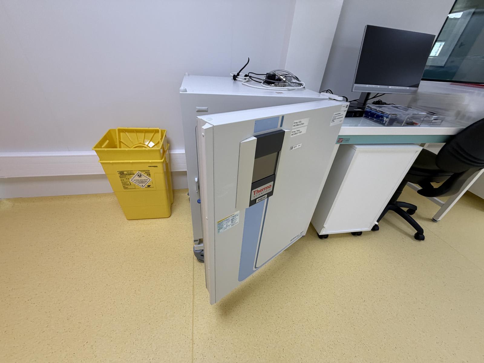 CO2 Incubator THERMO Heracell 150i