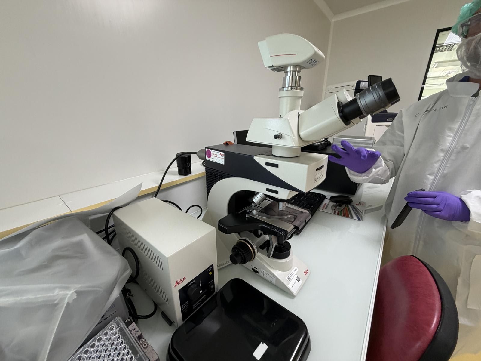 Microscope Camera LEICA DM 2000 LED