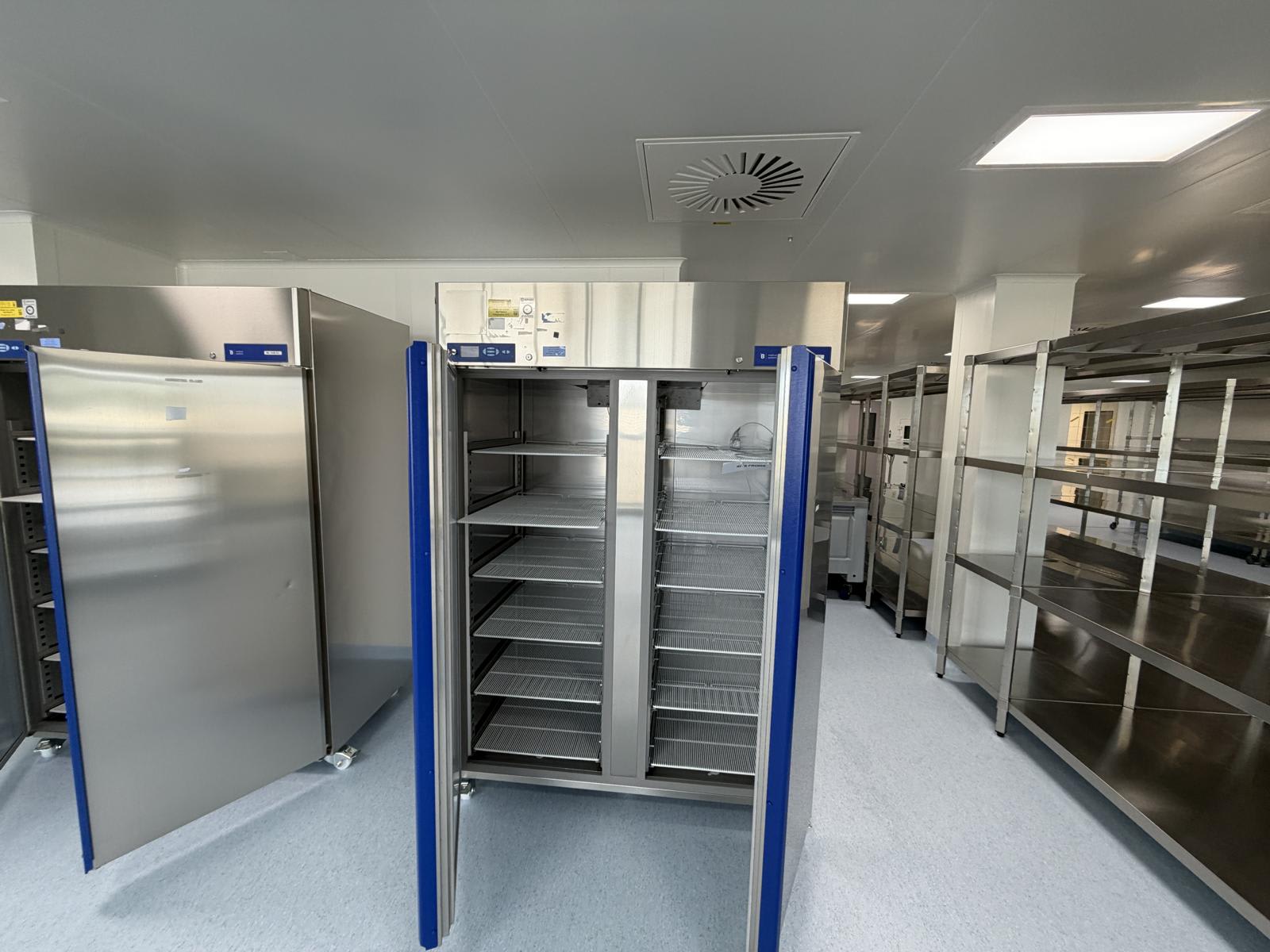 Stainless Refrigerator Medical Systems ML 1430 SG | 2020