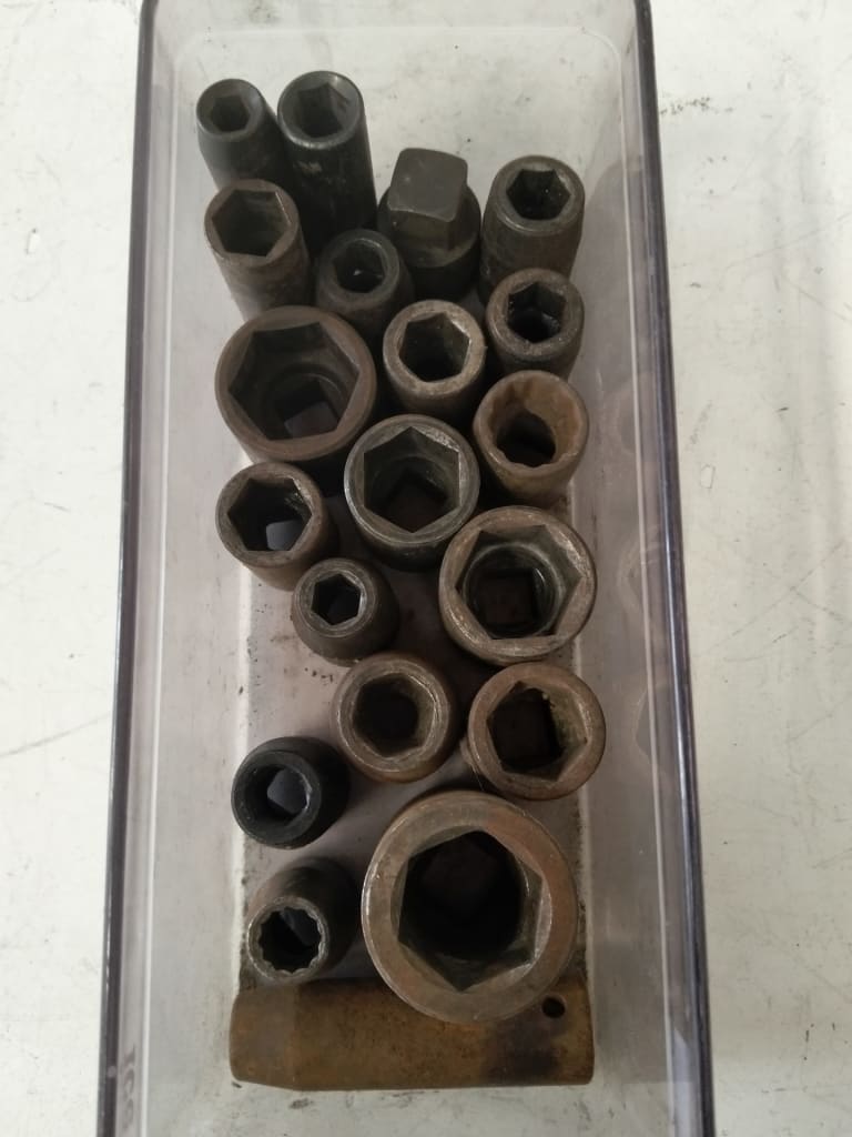TUB IMPACT SOCKETS — NZ auction result