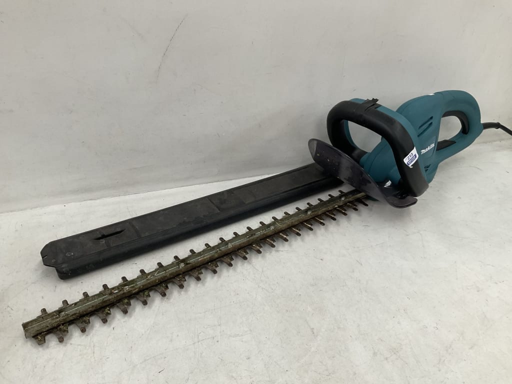 MAKITA HEDGE TRIMMER — NZ auction result