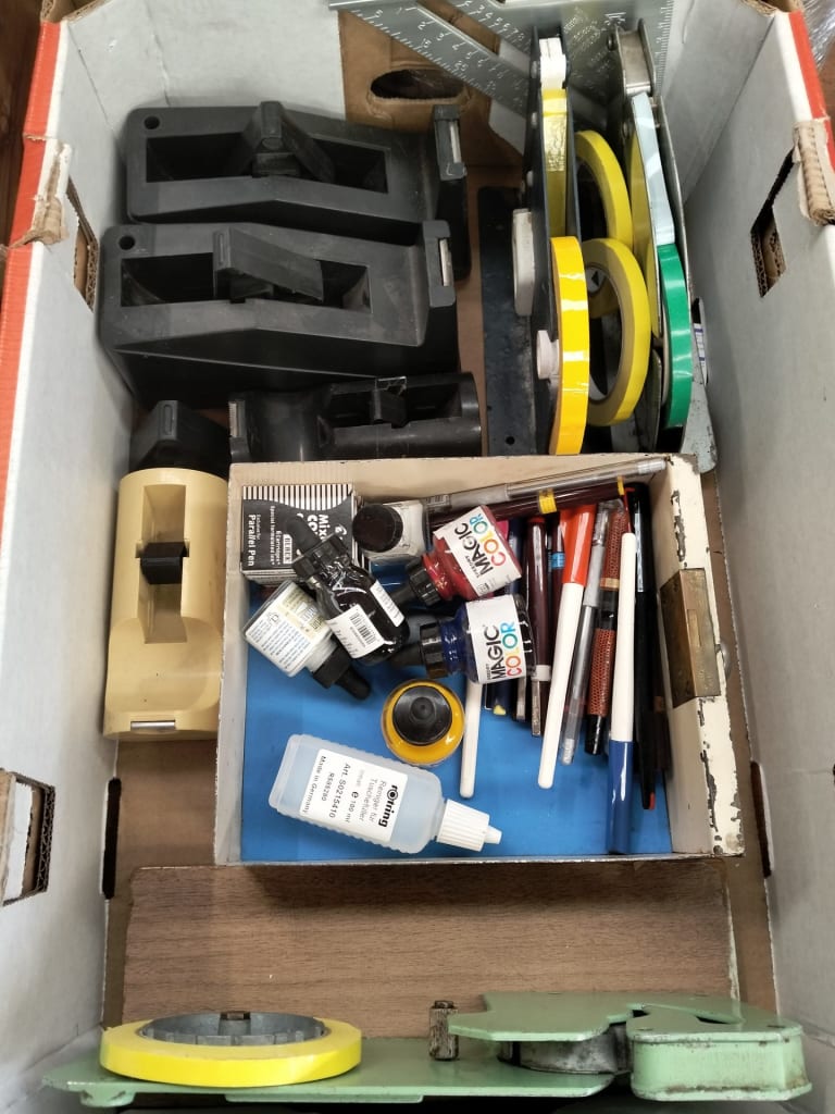 TAPE DISPENSERS - TOOL BOX - PAINT — NZ auction result