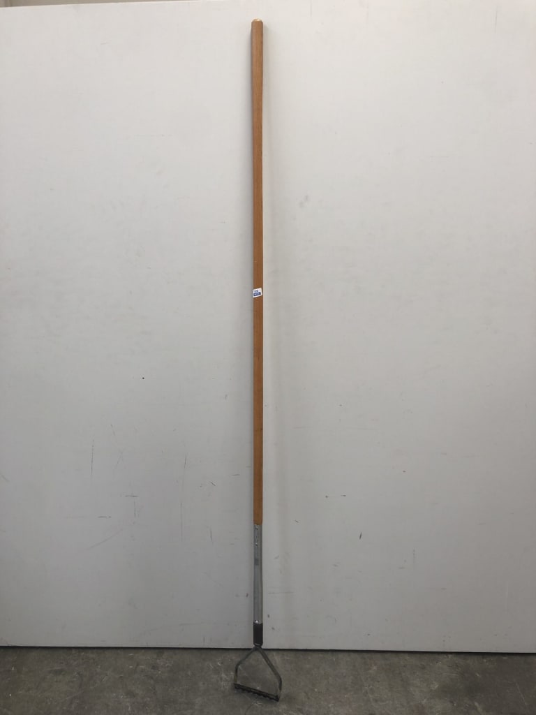 WOLF GARTEN 1.7M MULTISTAR HOE — NZ auction result