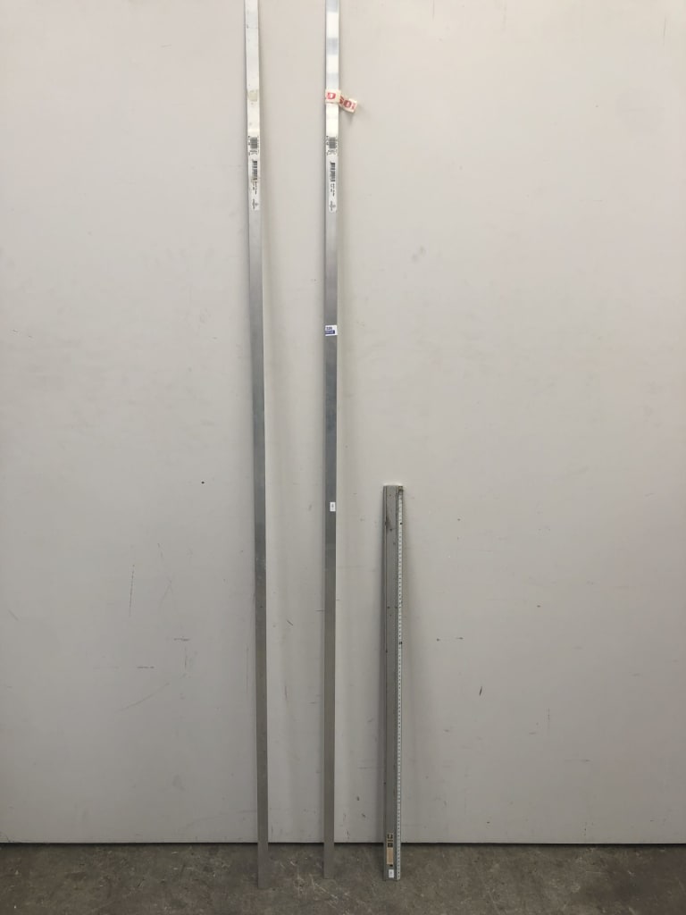 2 FLAT BARS &amp; 1M RULER — NZ auction result