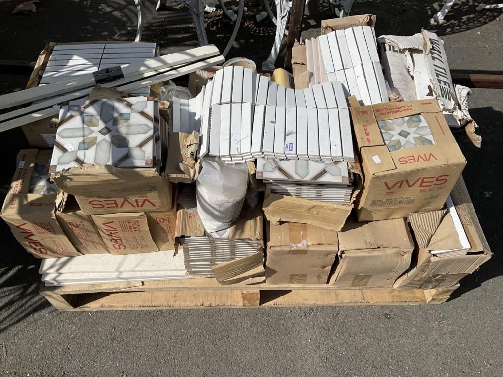 PALLET LOT OF ASSORTED WALL TILES — NZ auction result