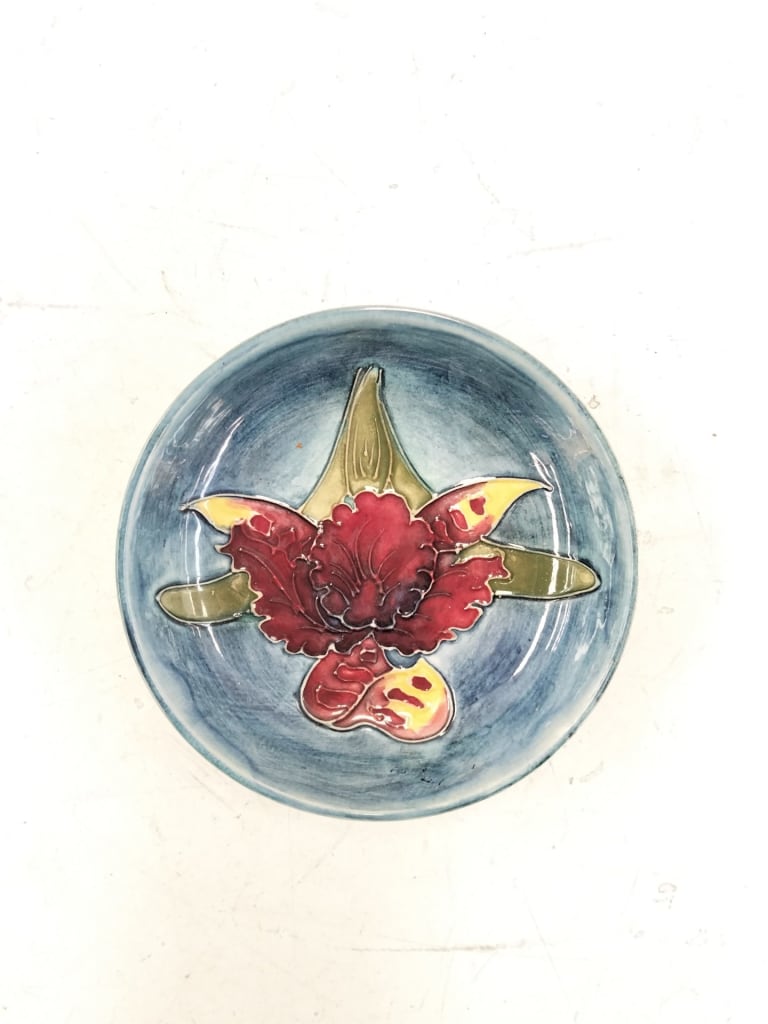 MOORCROFT ORCHID SMALL BOWL — NZ auction result