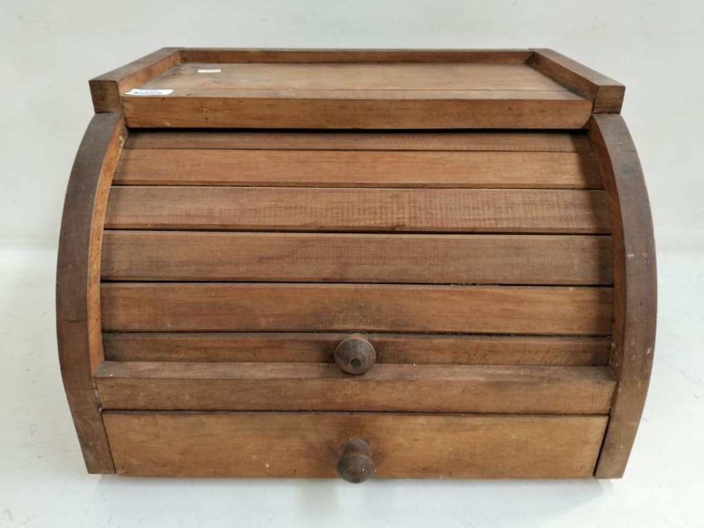 TIMBER BREAD BOX — NZ auction result