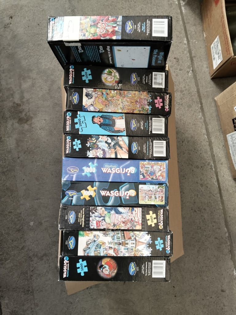 ASSORTED PUZZLES — NZ auction result
