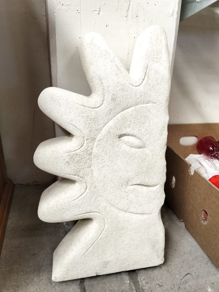 OAMARU STONE SUN ORNAMENT — NZ auction result