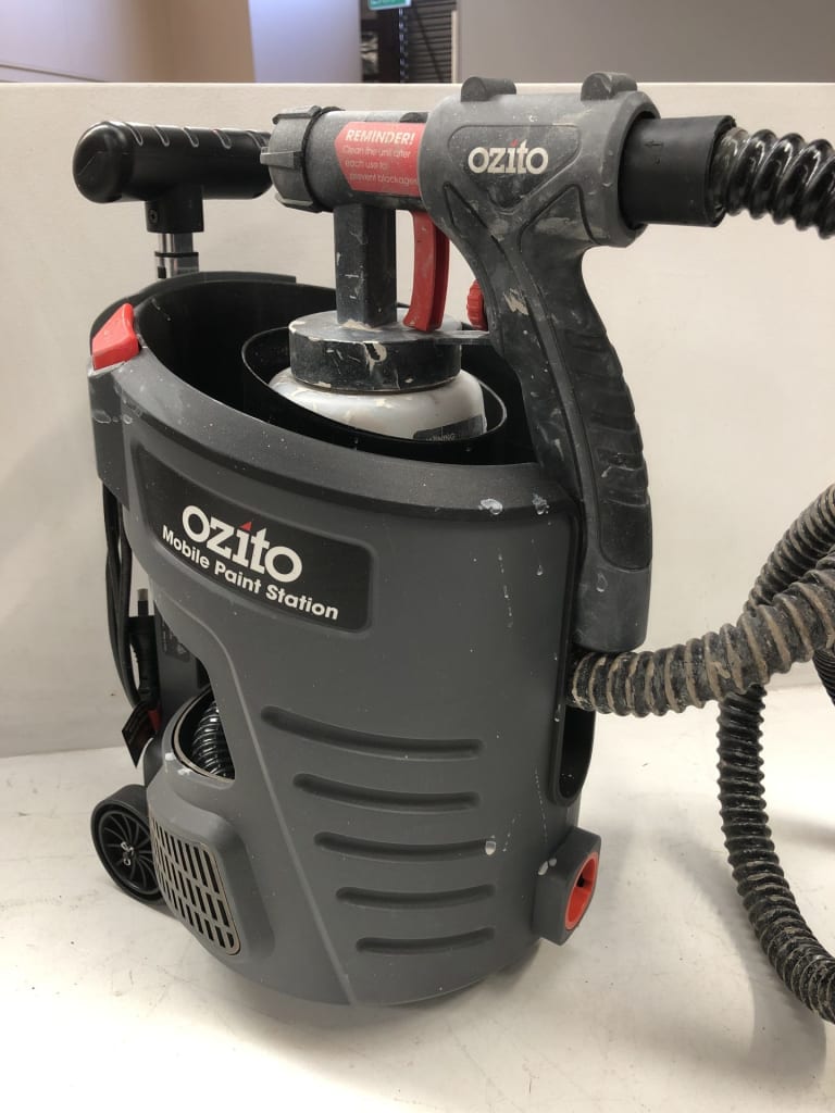 OZITO 700W PORTABLE PAINT STATION — NZ auction result