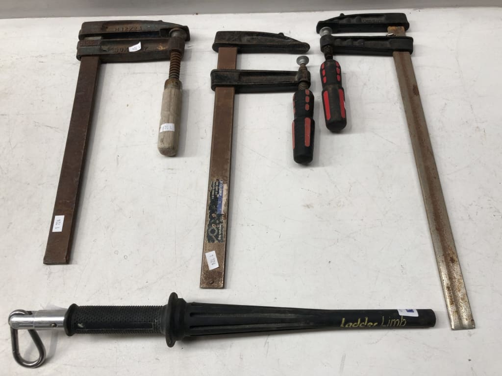 3 F-CLAMPS &amp; LADDER LIMB — NZ auction result
