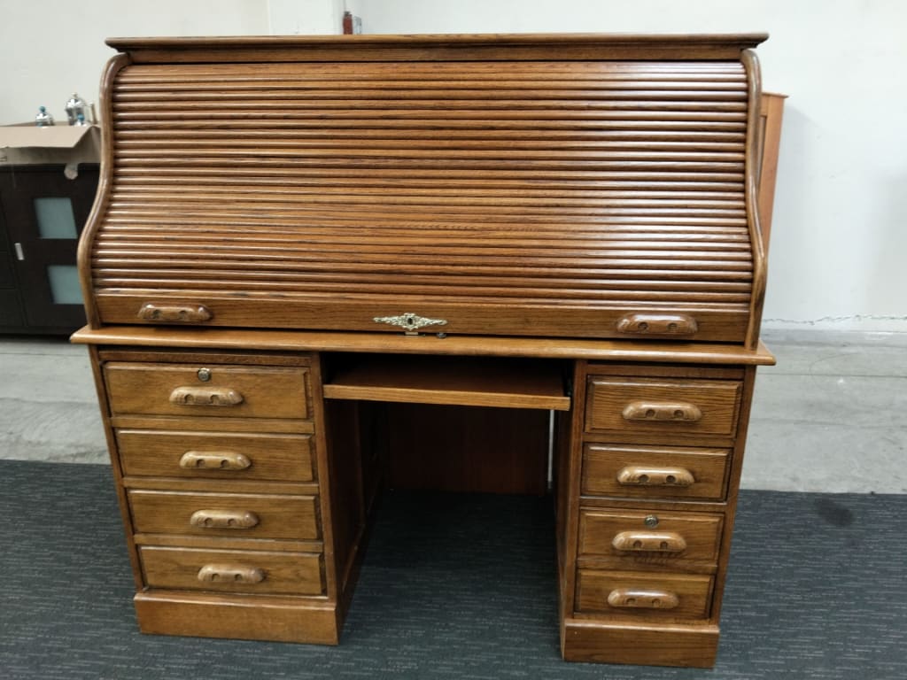 OAK ROLL TOP DESK — NZ auction result