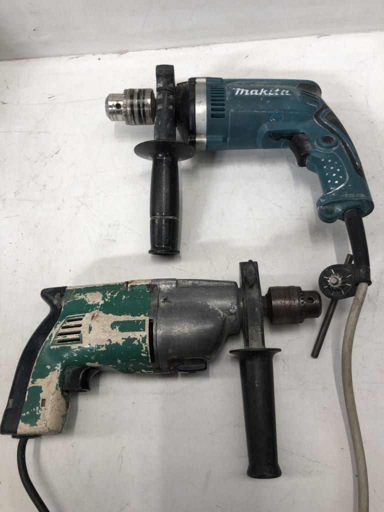 2 HAMMER DRILLS — NZ auction result