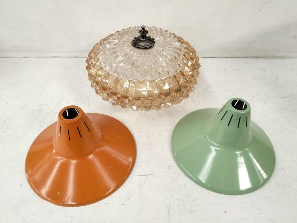 VINTAGE LAMPSHADES — NZ auction result