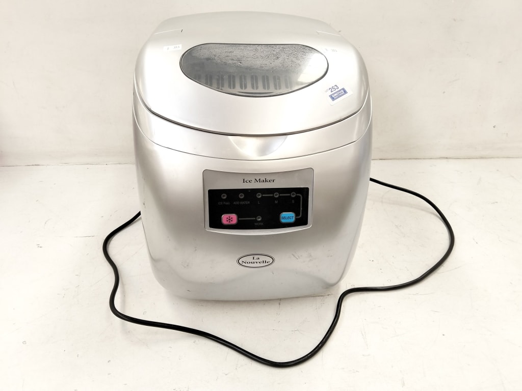 LA NOUVELLE ICE MAKER — NZ auction result
