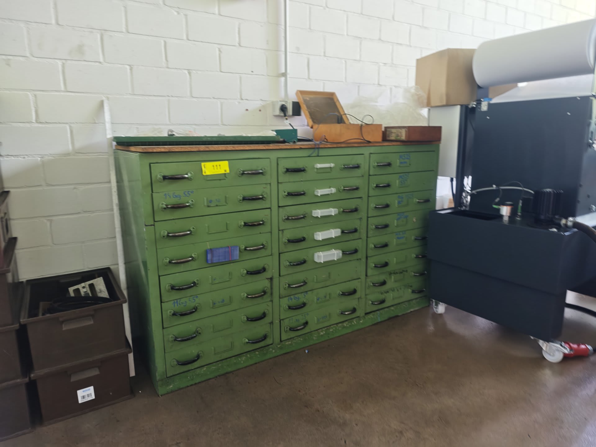 Workshop Drawer Cabinet with Contents