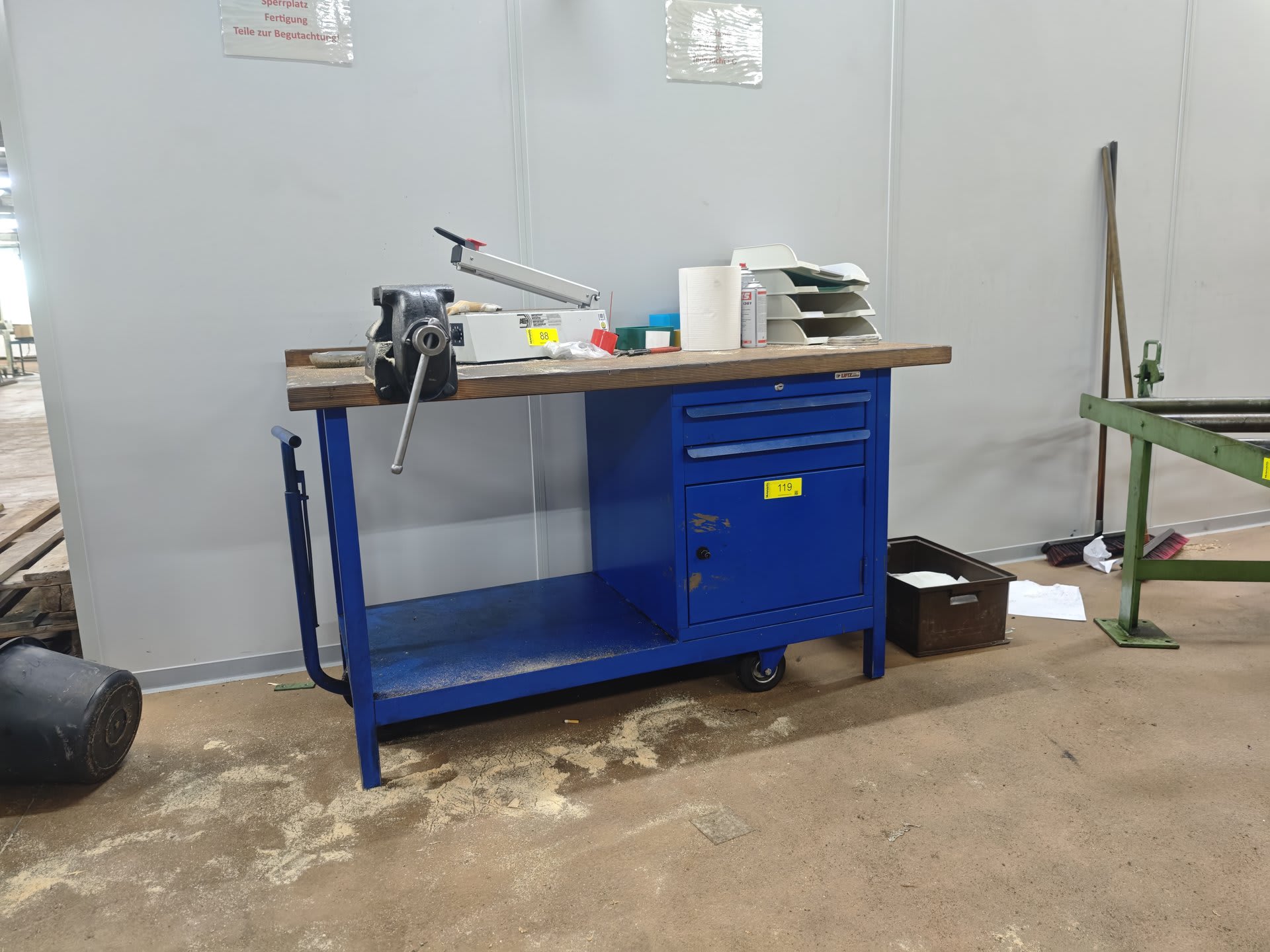 Workbench LUTZ