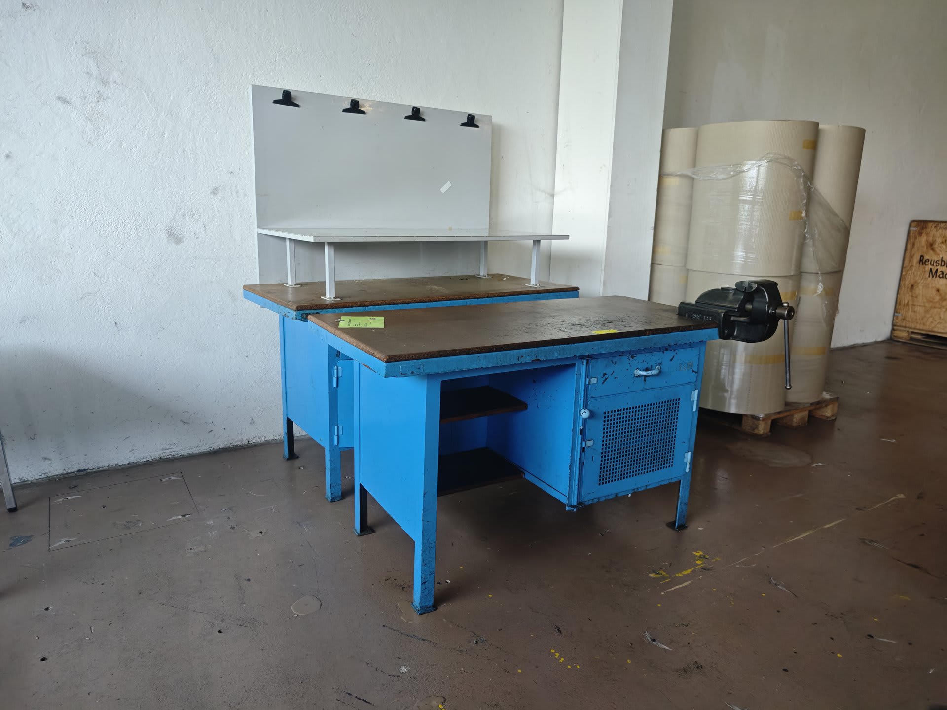 (2) Workbenches