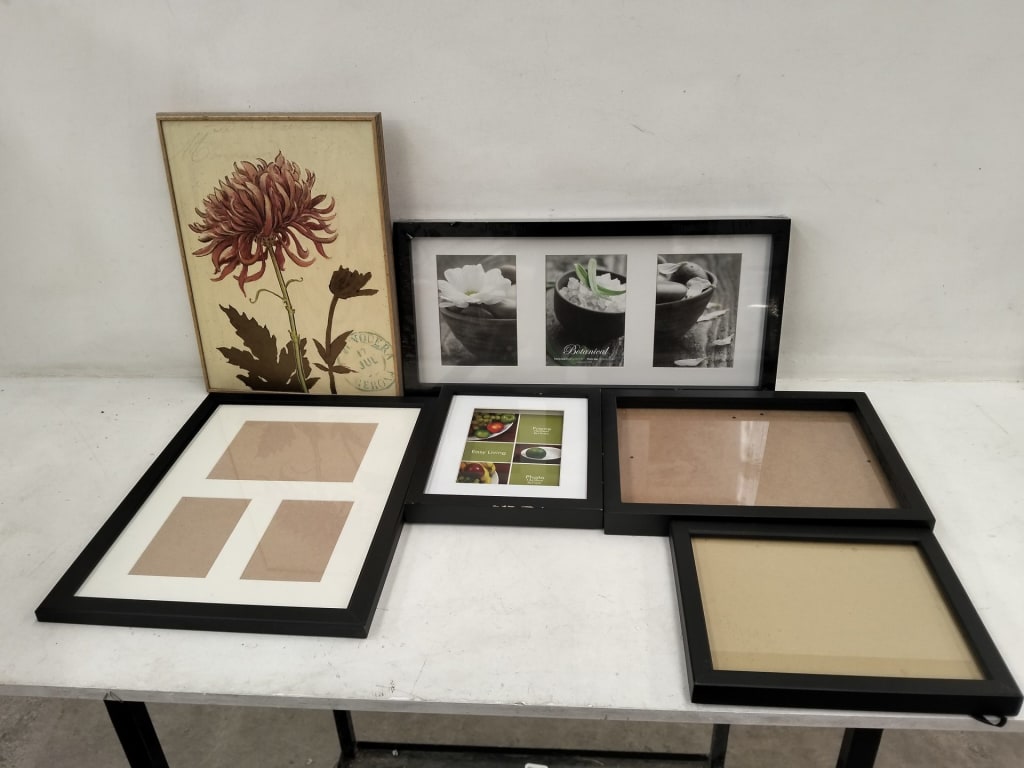 CARTON OF FRAMES — NZ auction result