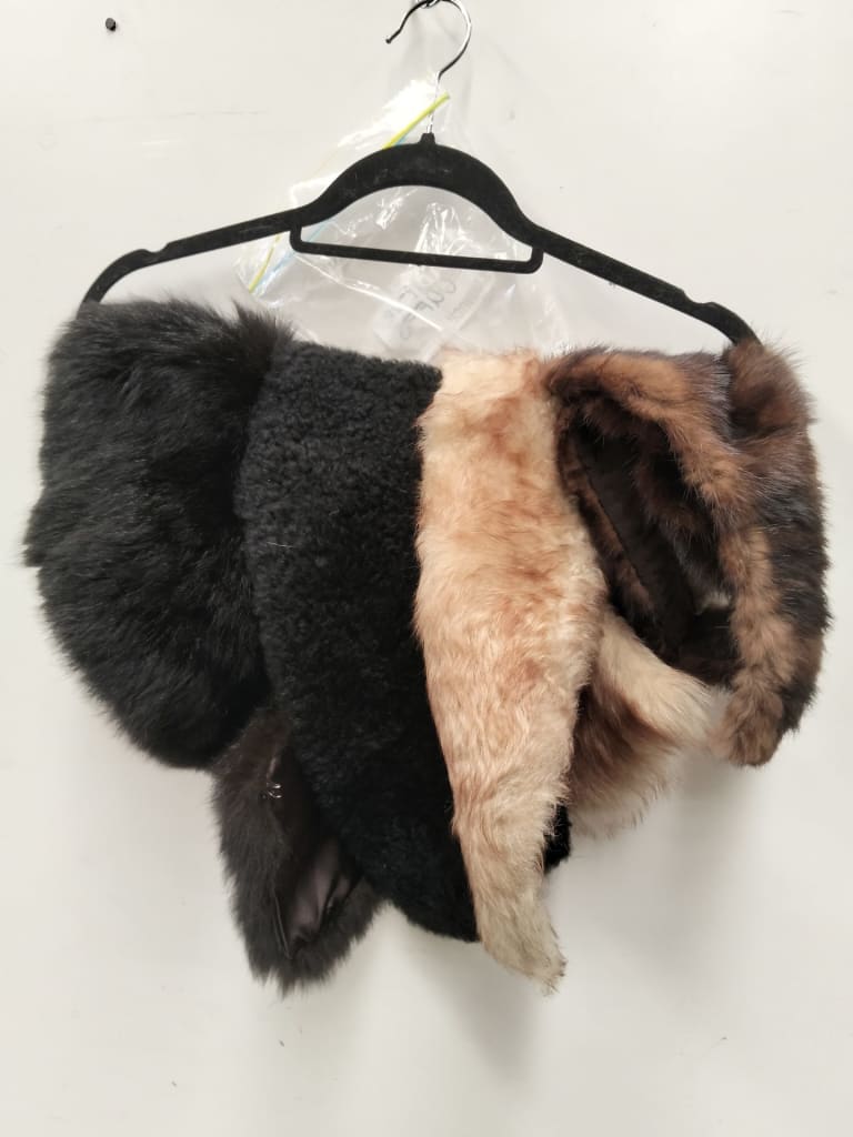 FUR ACCESSORIES — NZ auction result