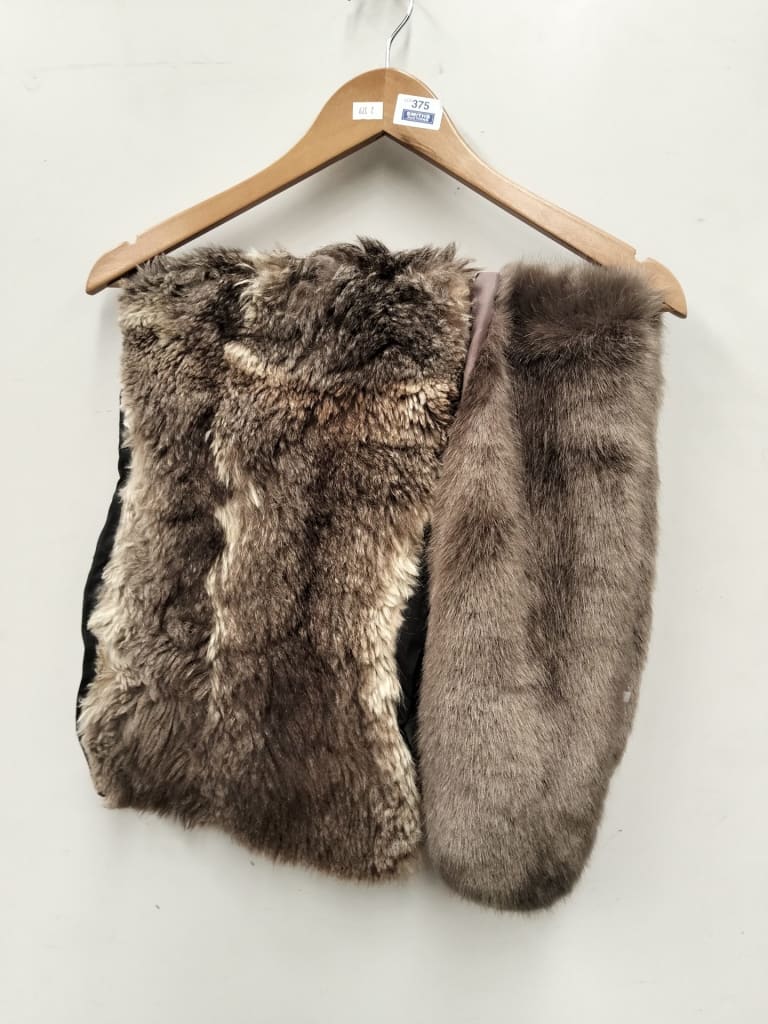 FUR SHAWLS — NZ auction result