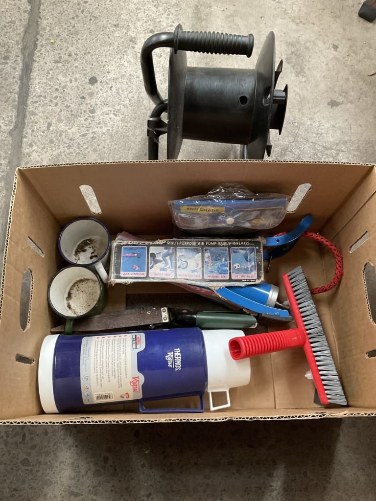 CTN OF SUNDRIES — NZ auction result