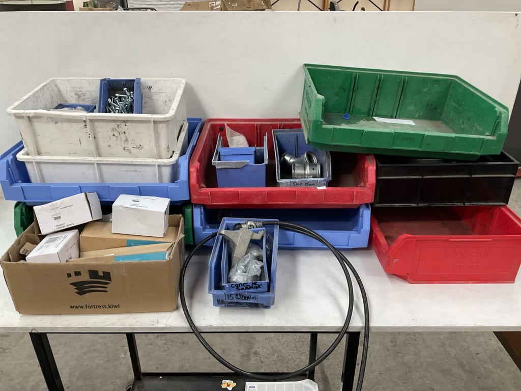 ASSORTED PLUMBING AND HARDWARE — NZ auction result