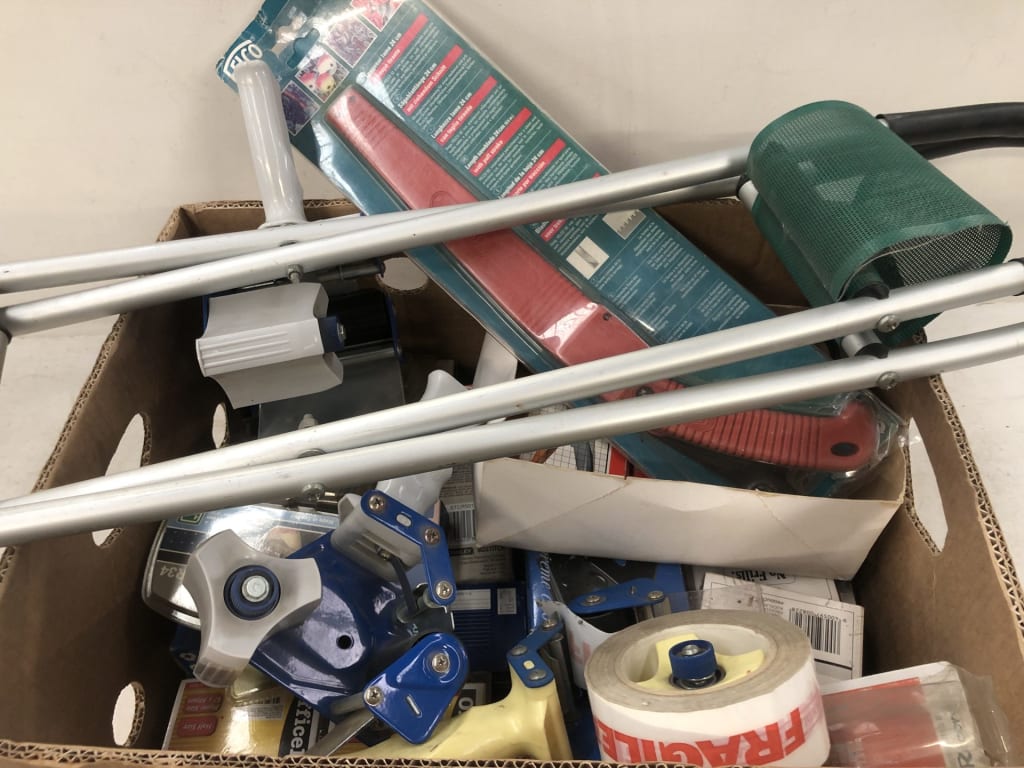 CTN OF SUNDRIES — NZ auction result