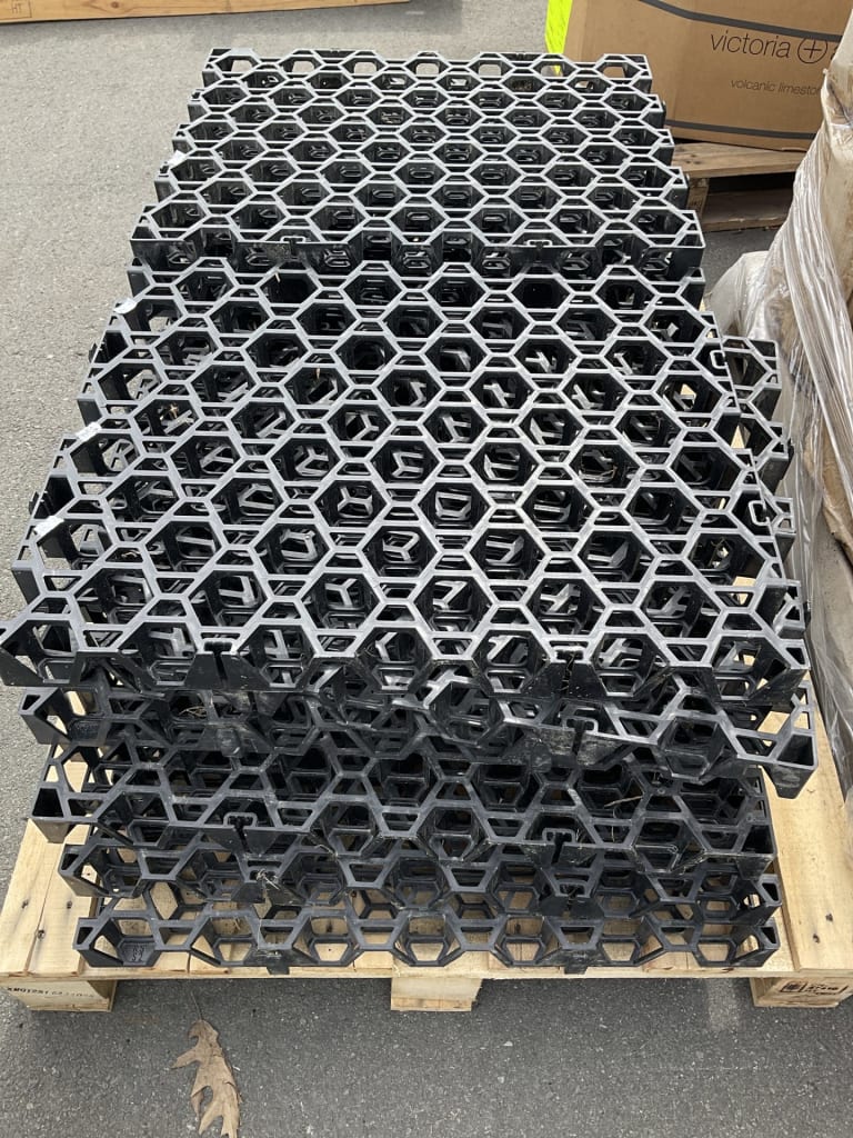12 GRAVEL PATHWAY FRAMES — NZ auction result