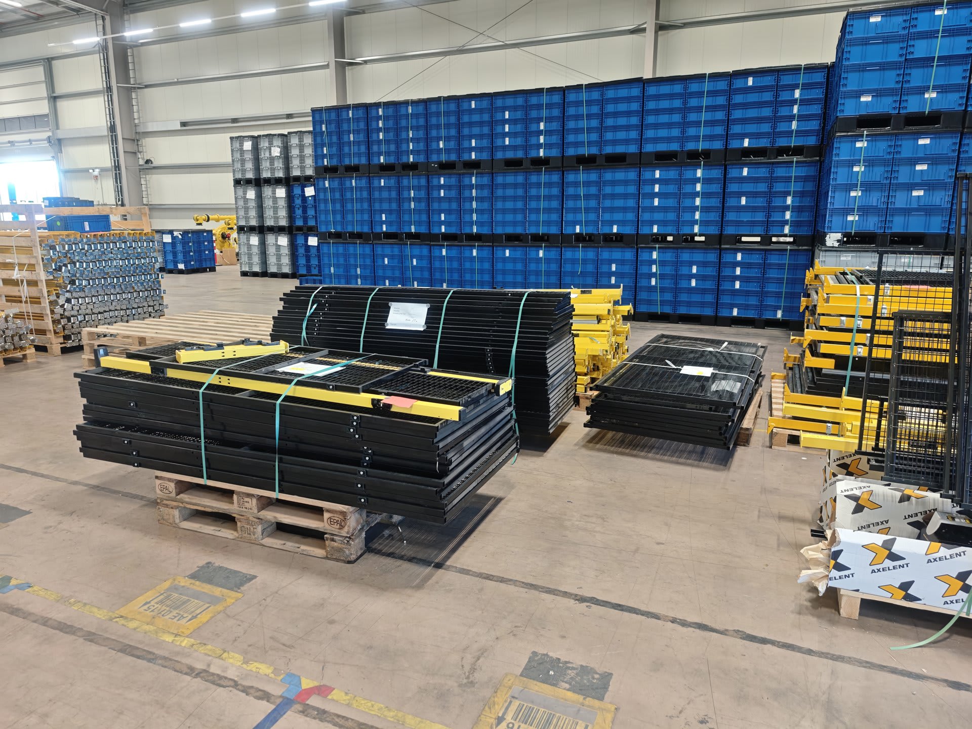 Lot of Safety Fencing