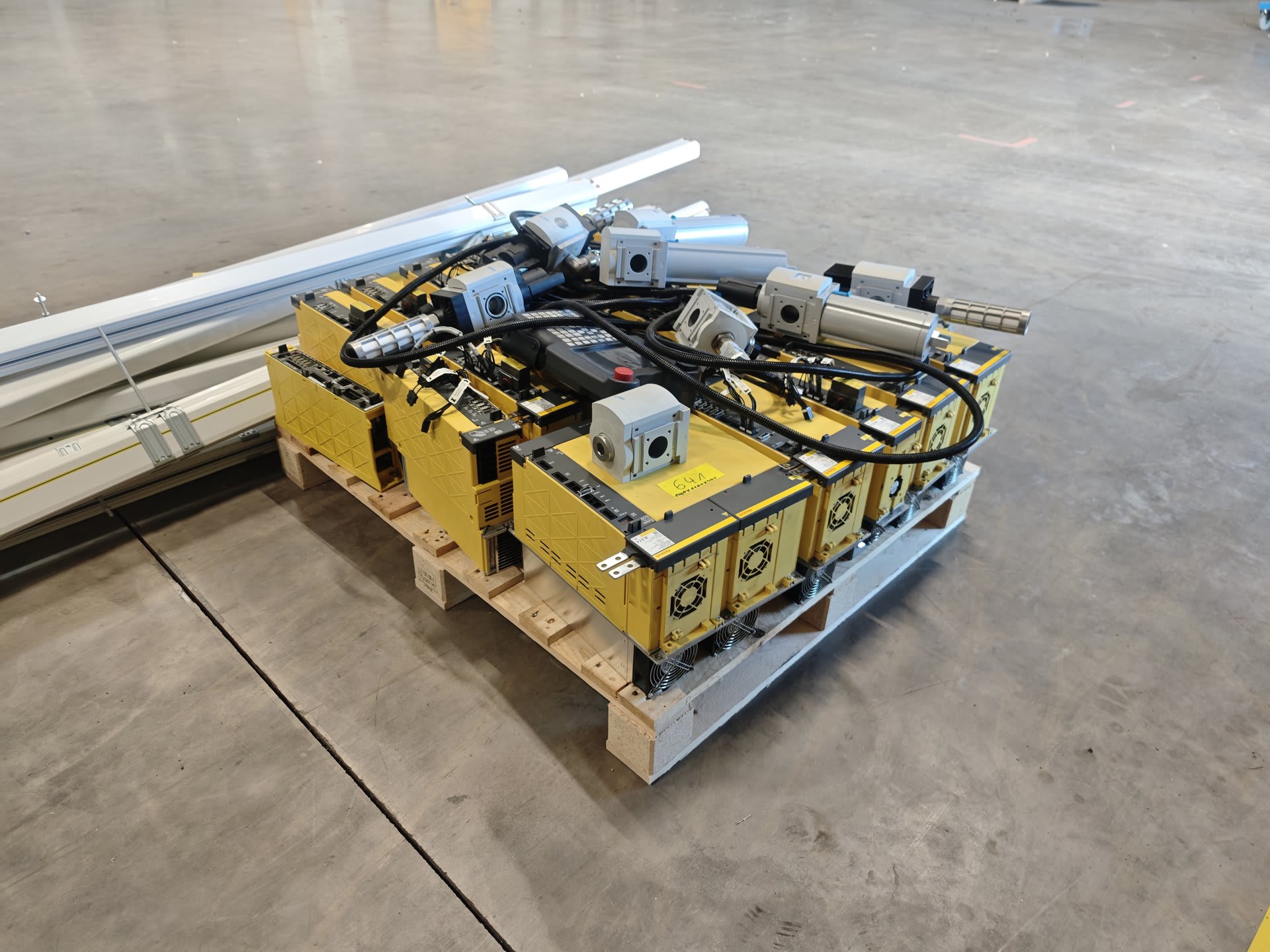 Lot of CNC Controls with Servo Drives FANUC