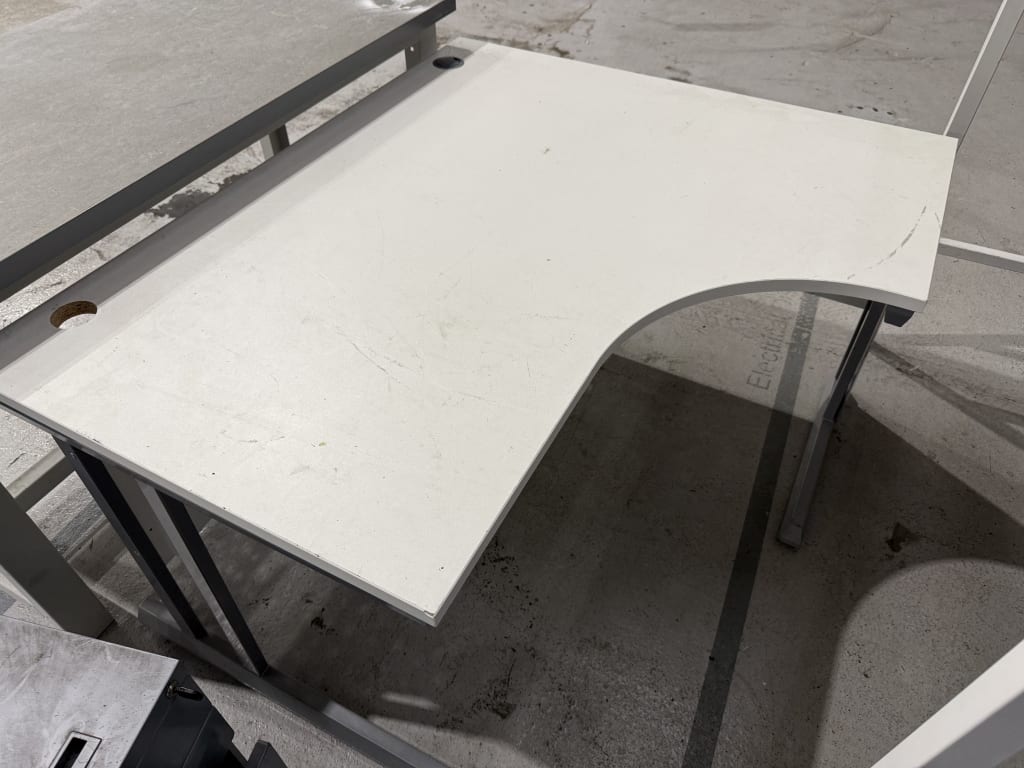433_02.jpg