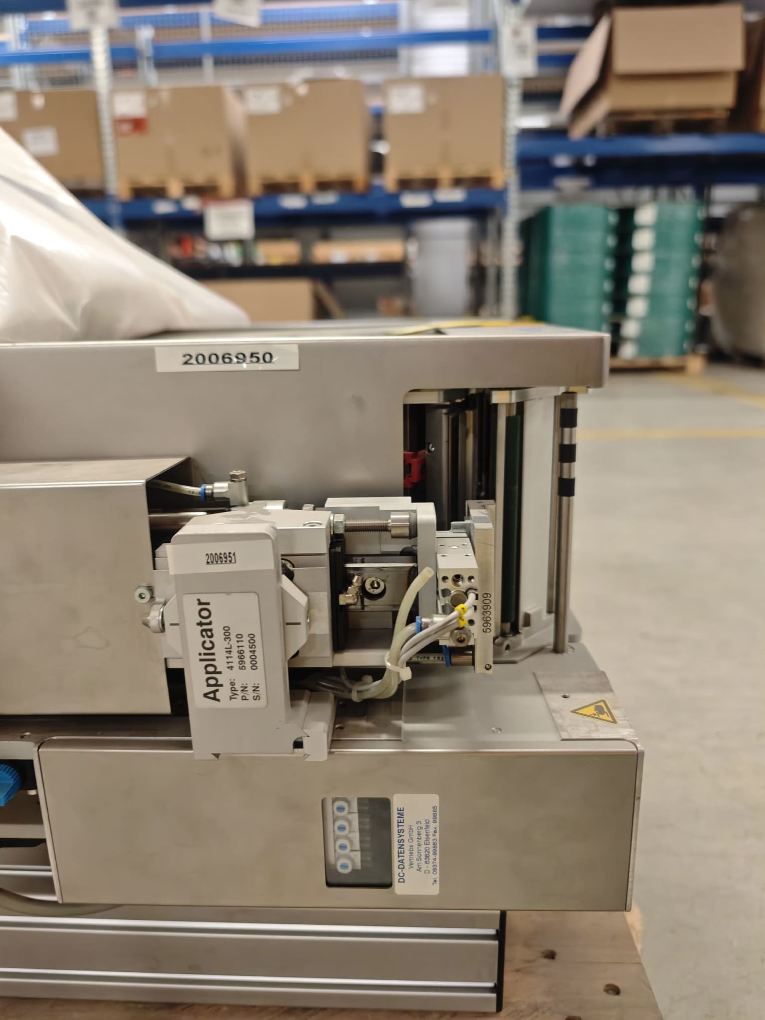 3030006_009.jpg