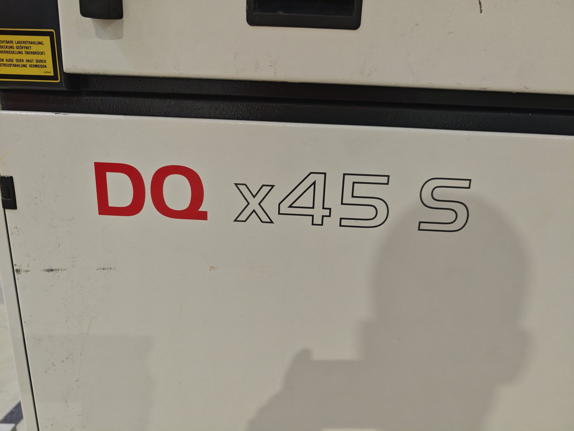 3030056_003.jpg