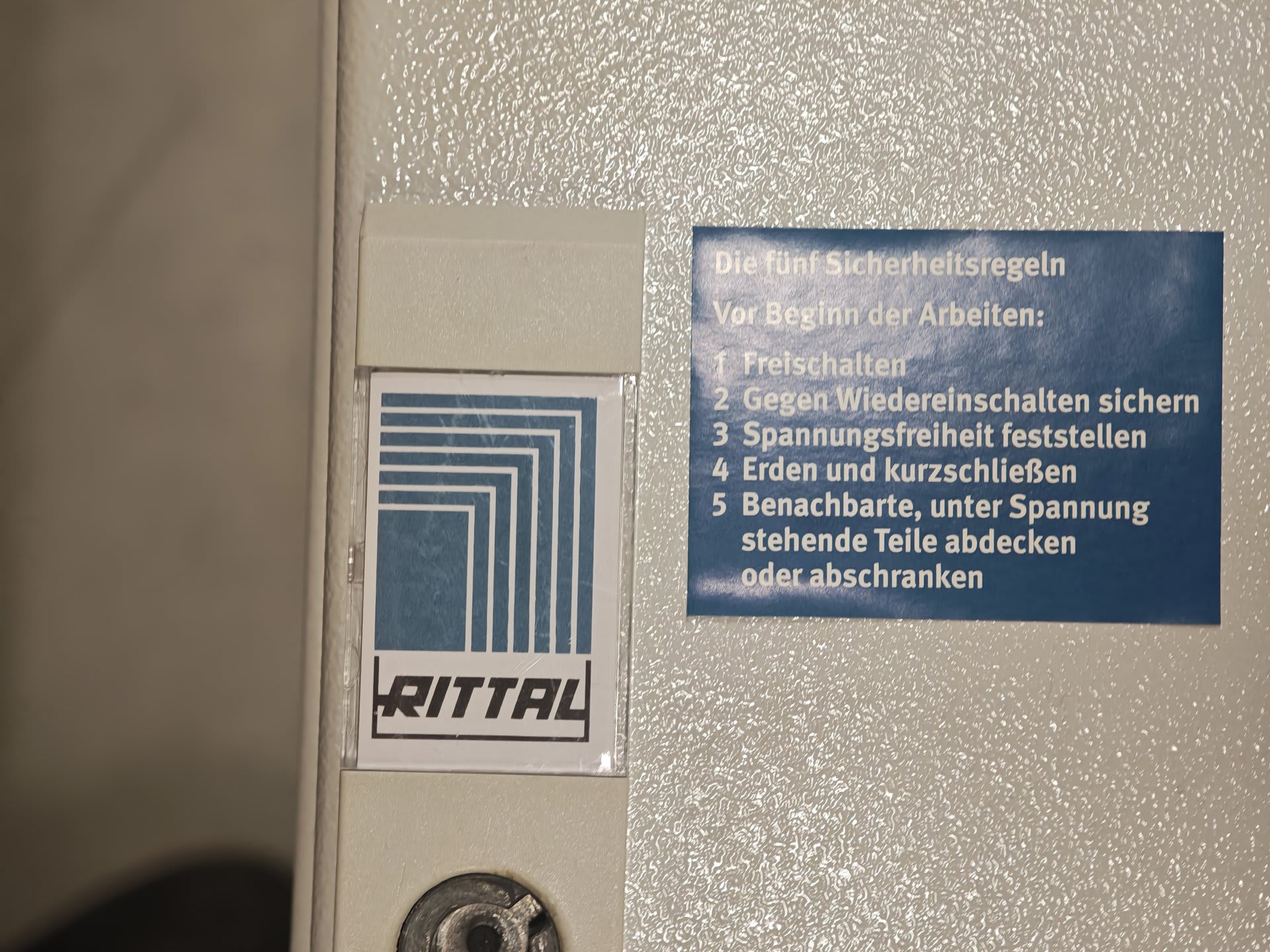3030106_004.jpg