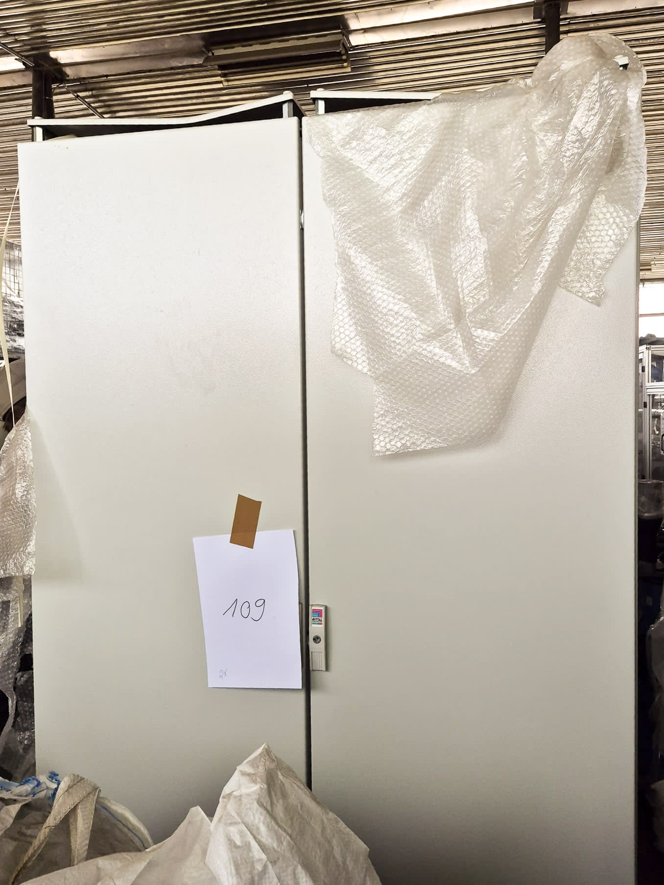 3140109_02.jpg