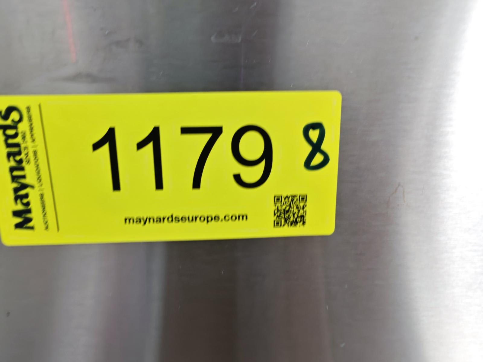 3121179_99.jpg