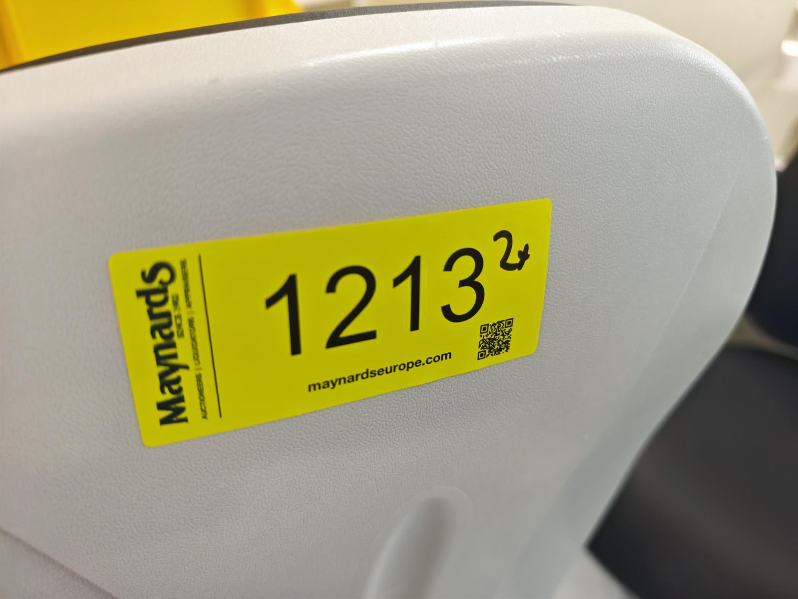 3121213_99.jpg