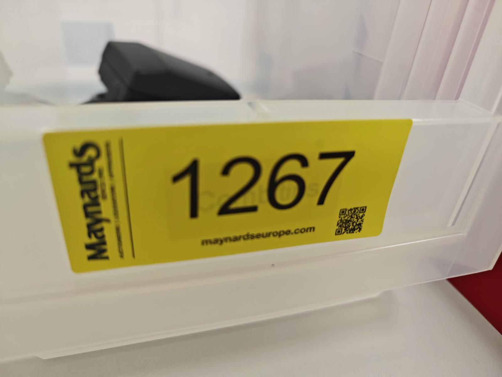 3121267_99.jpg