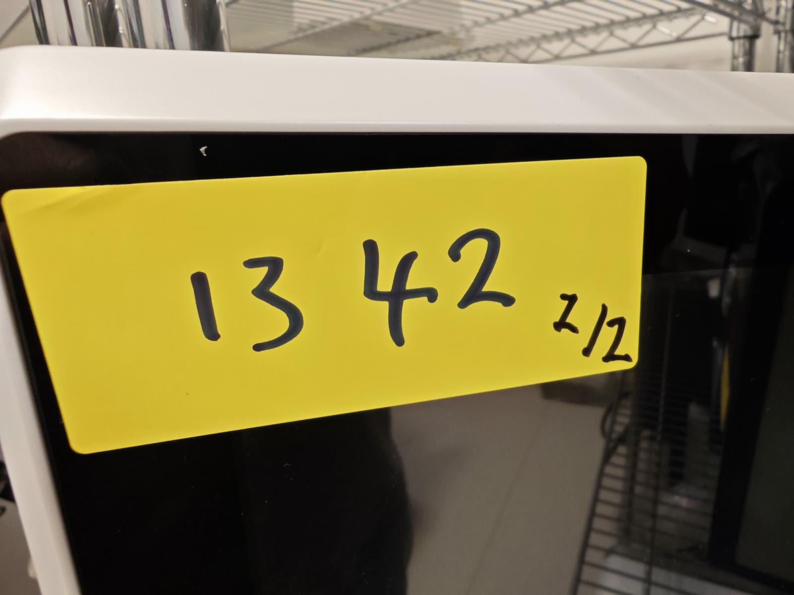 3121342_99.jpg
