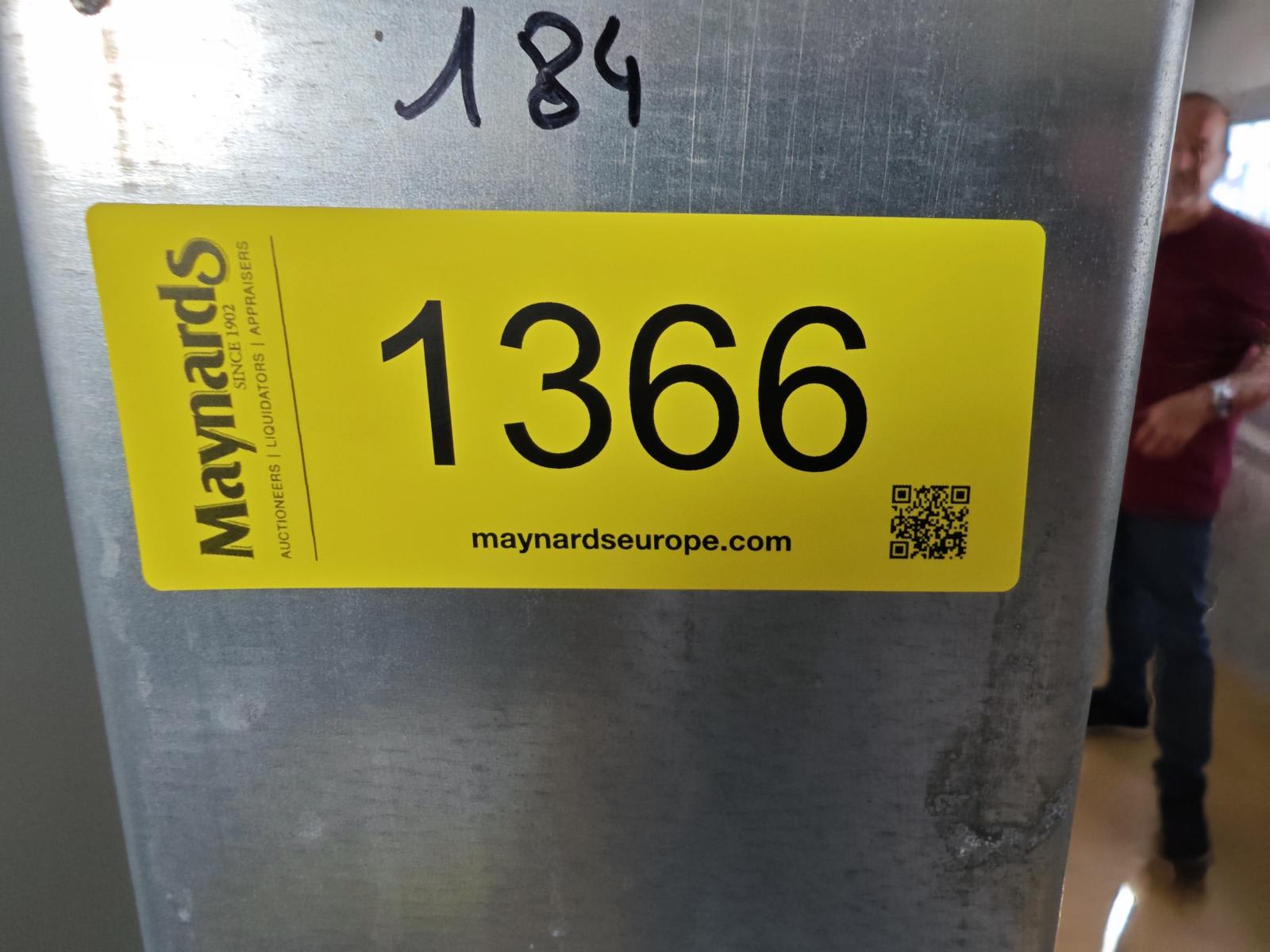 3121366_99.jpg