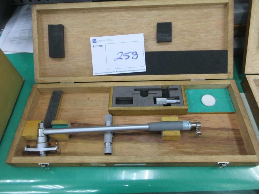 258-1.jpg