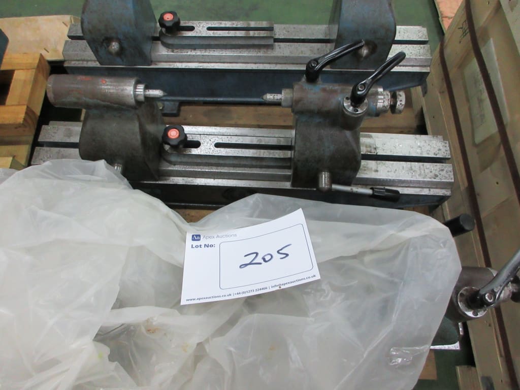 205-1.jpg