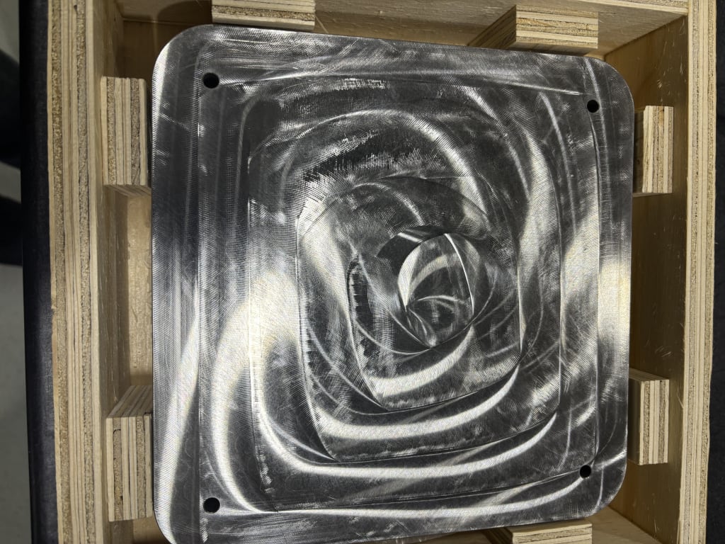 10028612-04-2.jpg