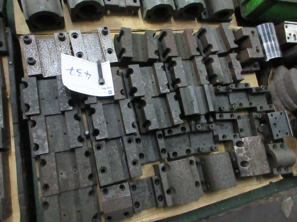 437-2.jpg