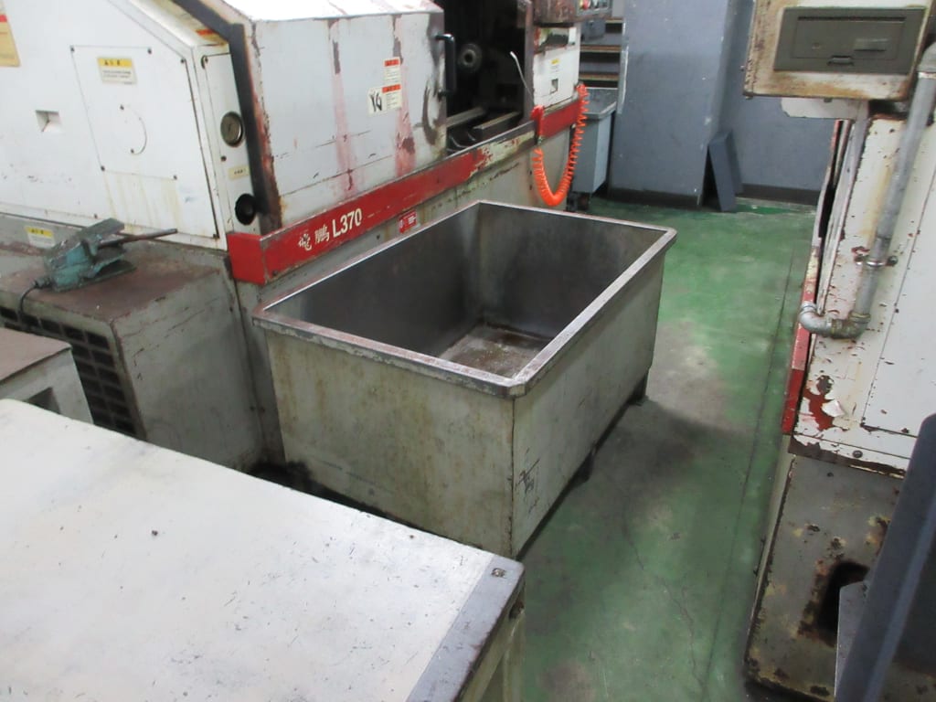 472-4.jpg