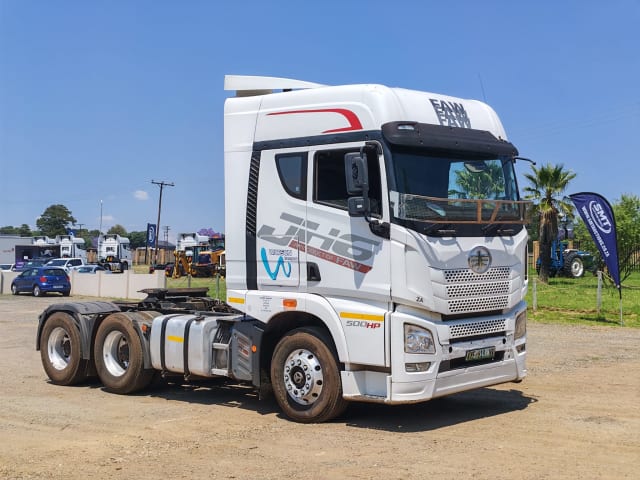 2022 FAW CA28.500FT Turbo Intercooled 6x4 Mechanical Horse With Hydraulics
