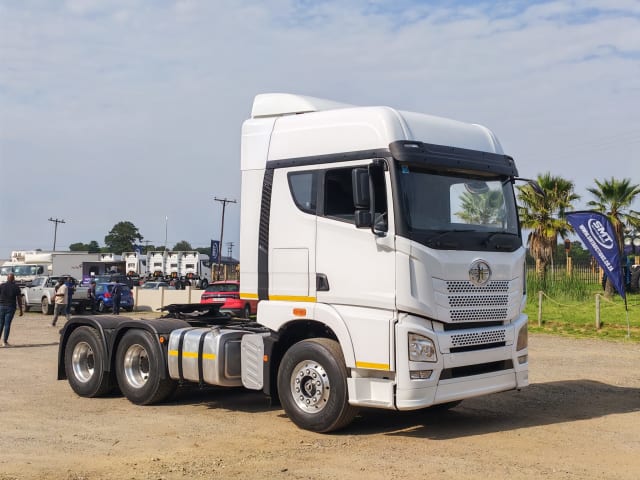 2019 FAW CA28.460FT Turbo Intercooled 6x4 Mechanical Horse